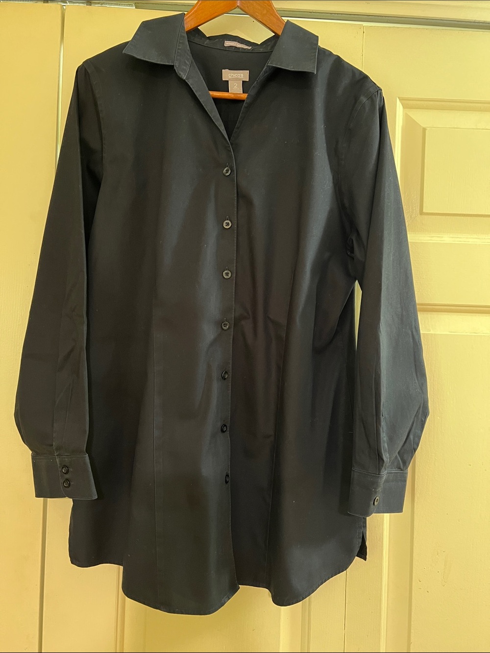 Chico's Black Button-Front Tunic Blouse